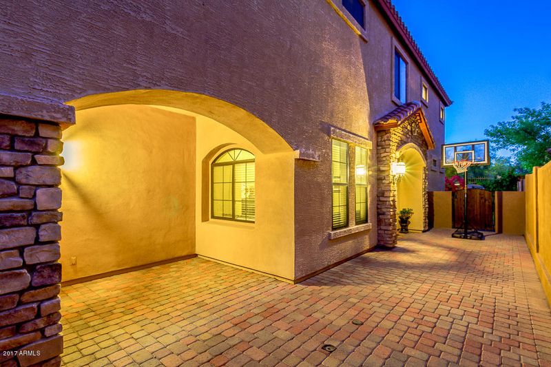 7240 E Nance St, Mesa, AZ 85207