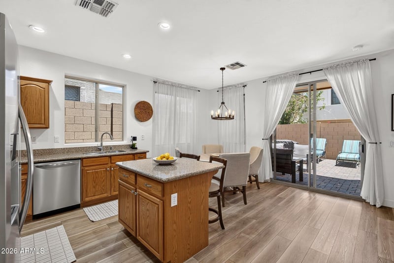 7241 E Northridge St, Mesa, AZ 85207