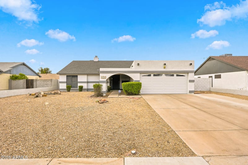 7241 Laurel Ln, Peoria, AZ 85345