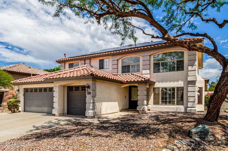 7242 Crabapple Dr, Peoria, AZ 85383