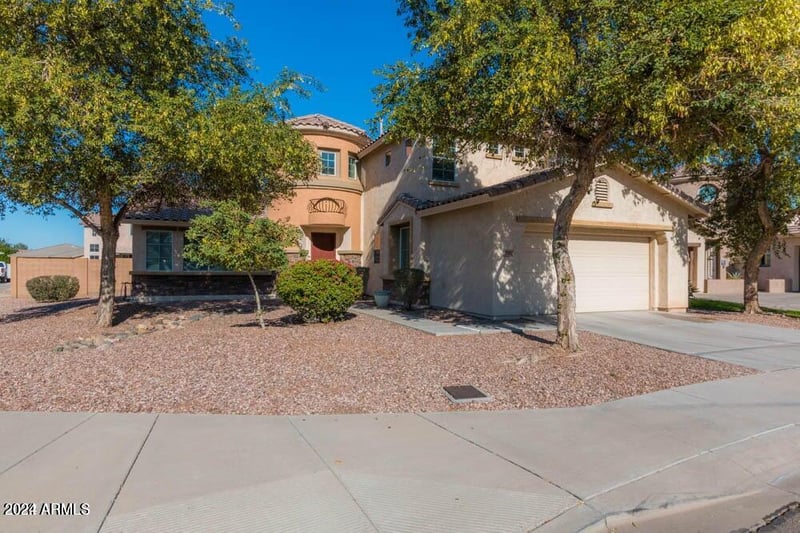 7242 Ellis St, Laveen, AZ 85339