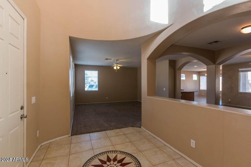 7242 Ellis St, Laveen, AZ 85339