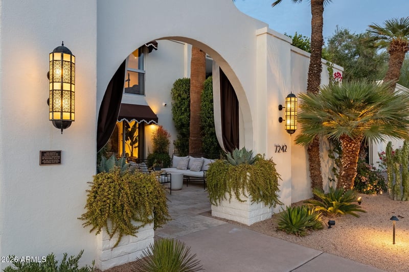 7242 Joshua Tree Ln, Scottsdale, AZ 85250
