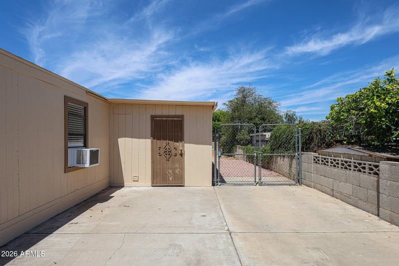 7242 S 41st St, Phoenix, AZ 85042