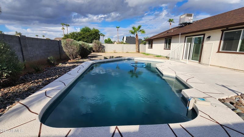 7243 Sierra St, Peoria, AZ 85345