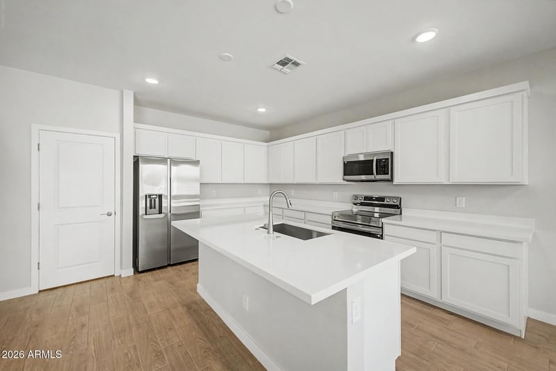 7244 E Hackamore Ln, San Tan Valley, AZ 85143