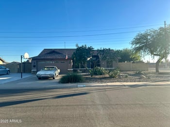 7245 Caron Dr, Peoria, AZ 85345