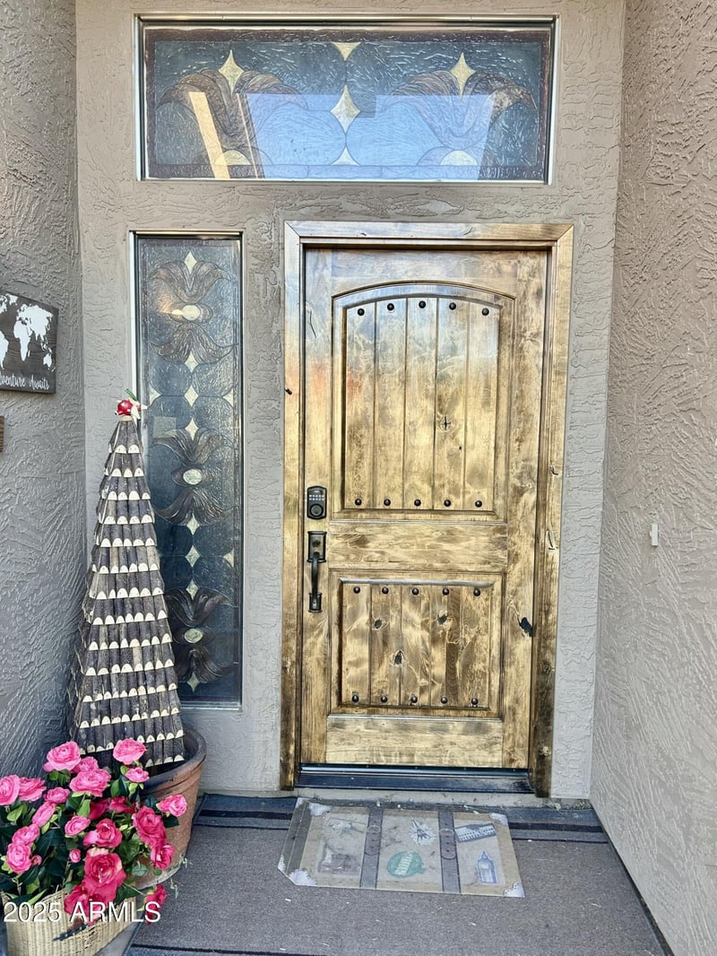 7245 Caron Dr, Peoria, AZ 85345