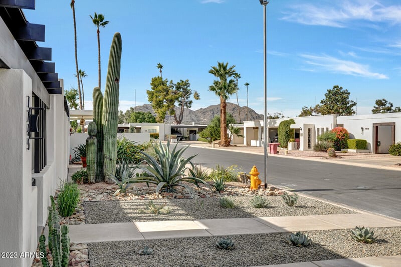 7245 E Joshua Tree Ln, Scottsdale, AZ 85250