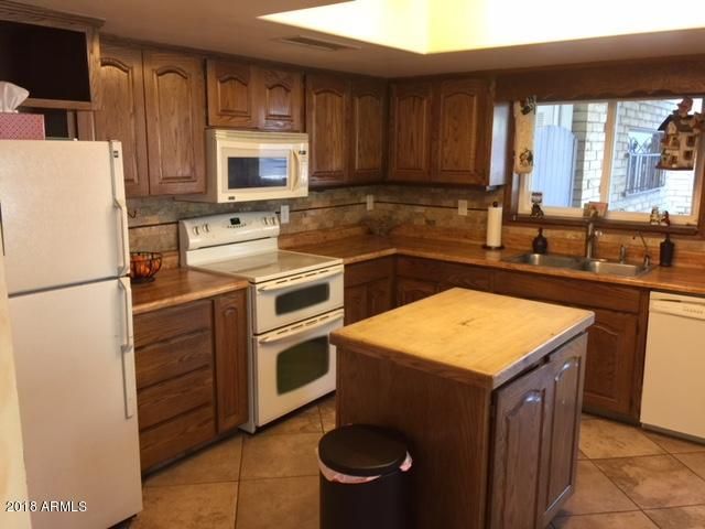 7245 W Cavalier Dr, Glendale, AZ 85303