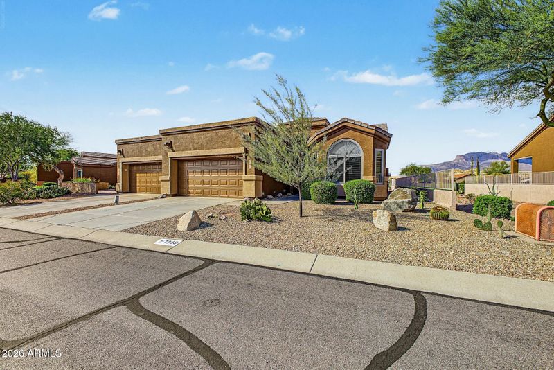 7246 E Canyon Wren Dr, Gold Canyon, AZ 85118