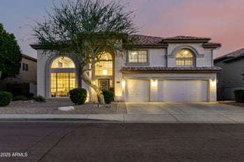 7247 Buckskin Trl, Peoria, AZ 85383