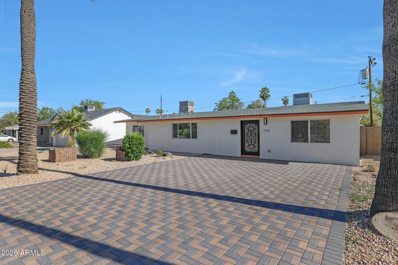 725 E Encanto Dr, Tempe, AZ 85281