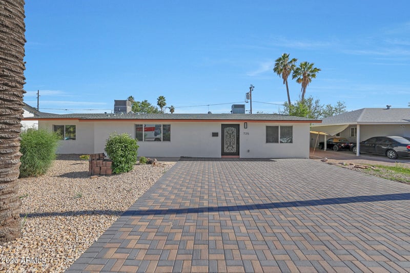 725 E Encanto Dr, Tempe, AZ 85281