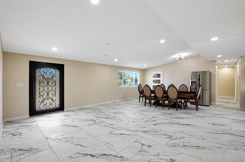 725 E Encanto Dr, Tempe, AZ 85281