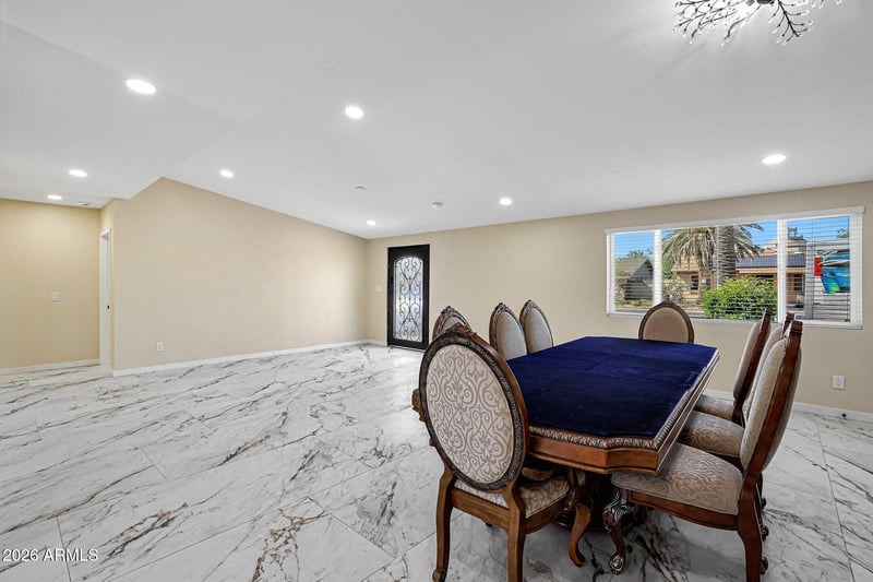 725 E Encanto Dr, Tempe, AZ 85281