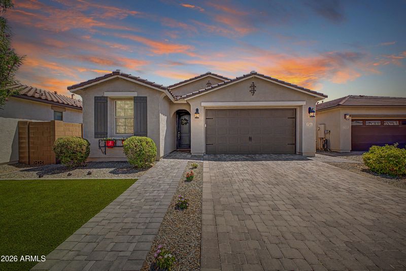 725 E Liberty Ln, Gilbert, AZ 85296