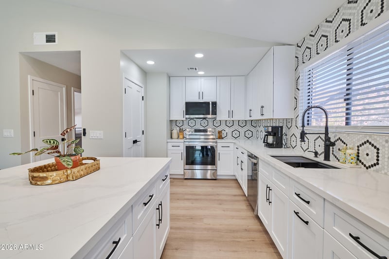 725 N Banning Cir, Mesa, AZ 85205