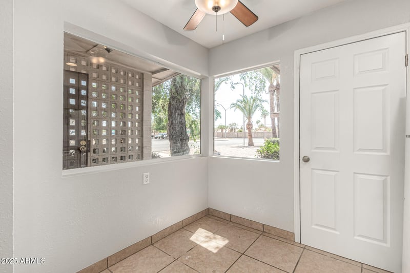 725 Power Rd #101, Mesa, AZ 85206