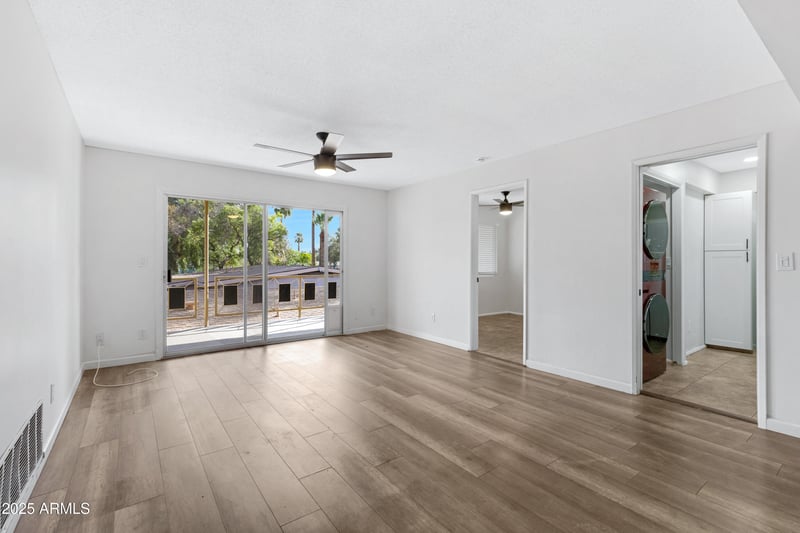 725 Power Rd #214, Mesa, AZ 85206
