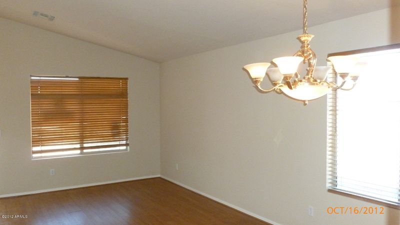 725 S 111th St, Mesa, AZ 85208