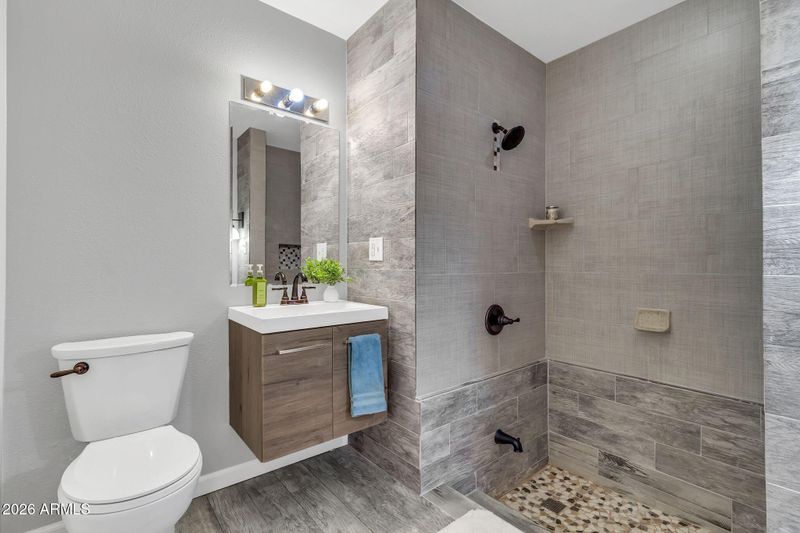 725 S Power Rd #101, Mesa, AZ 85206