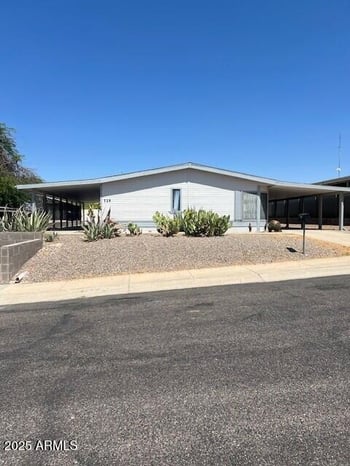 725 Smoketree Rd, Wickenburg, AZ 85390