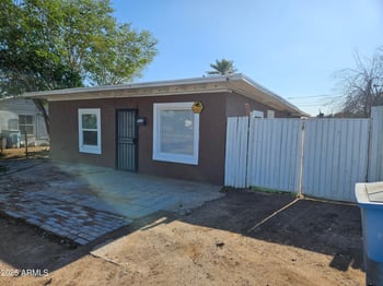 725 Southgate Ave, Phoenix, AZ 85041