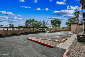 725 Vogel Ave #202, Phoenix, AZ 85020