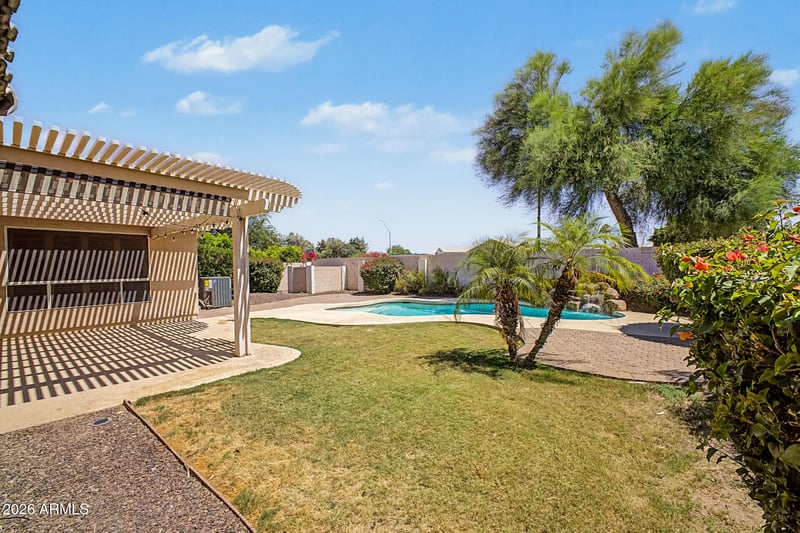 725 Beverly Ln, Phoenix, AZ 85023