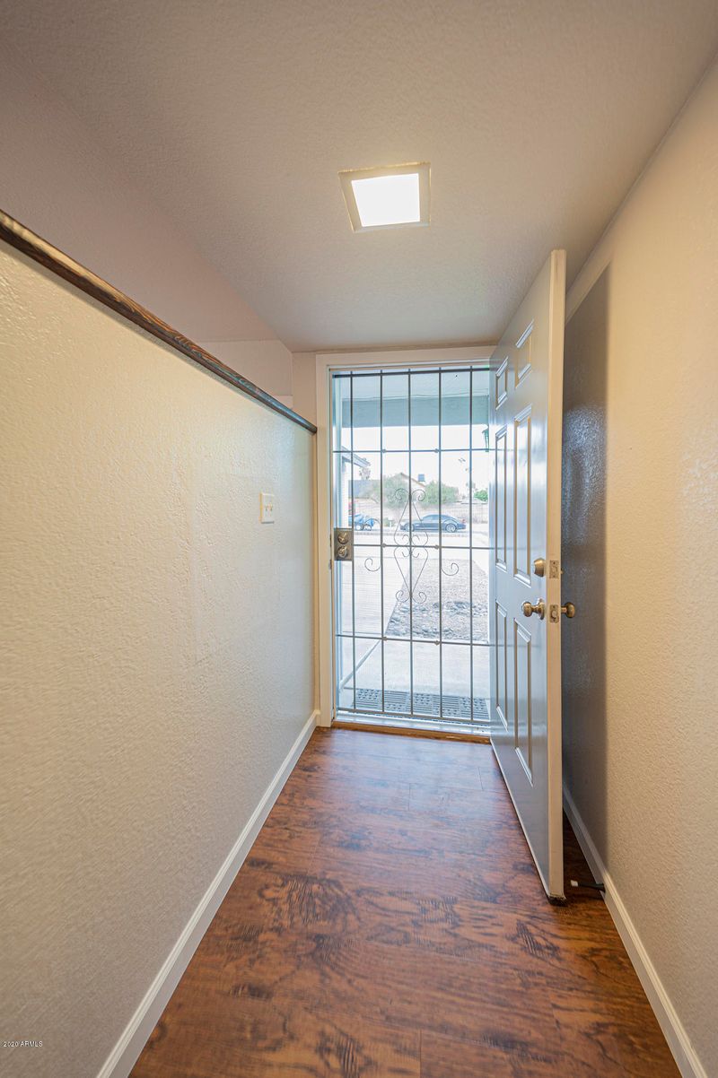 725 W Utopia Rd, Phoenix, AZ 85027