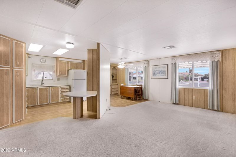 7250 E Balmoral Ave, Mesa, AZ 85208