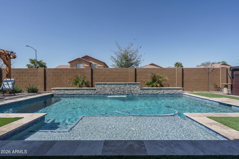 7250 N 80th Ln, Glendale, AZ 85303