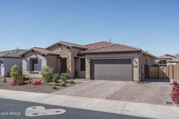 7250 80th Ln, Glendale, AZ 85303