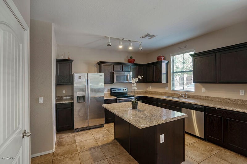 7251 S 48th Glen, Laveen, AZ 85339