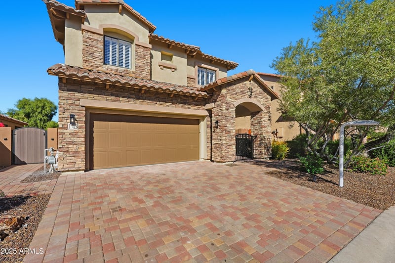 7252 Nance St, Mesa, AZ 85207