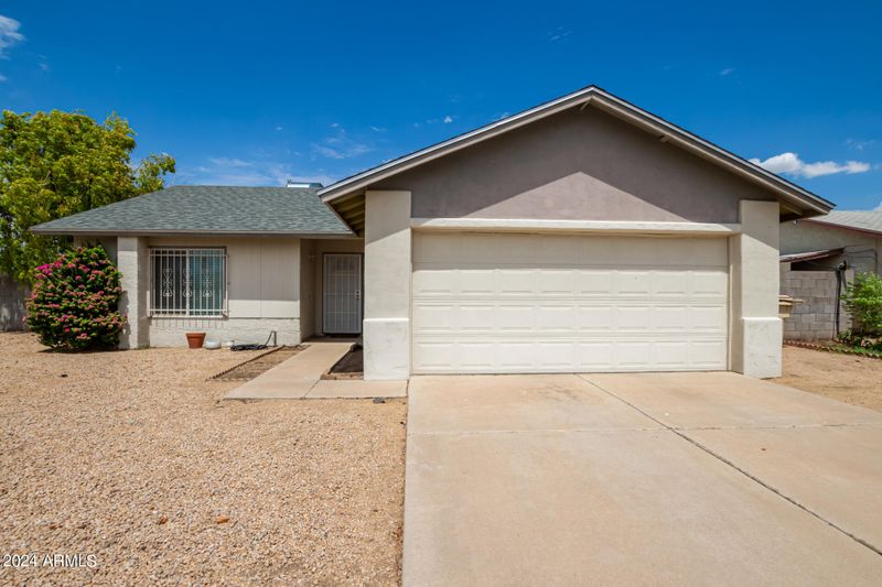 7252 W Windsor Blvd, Glendale, AZ 85303
