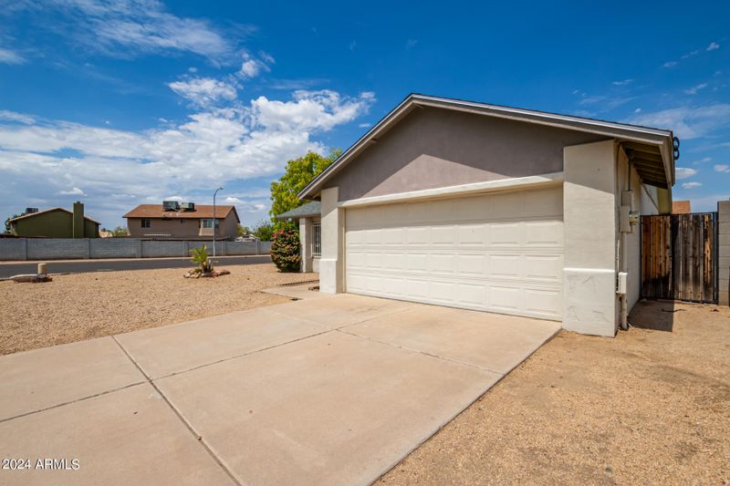 7252 W Windsor Blvd, Glendale, AZ 85303