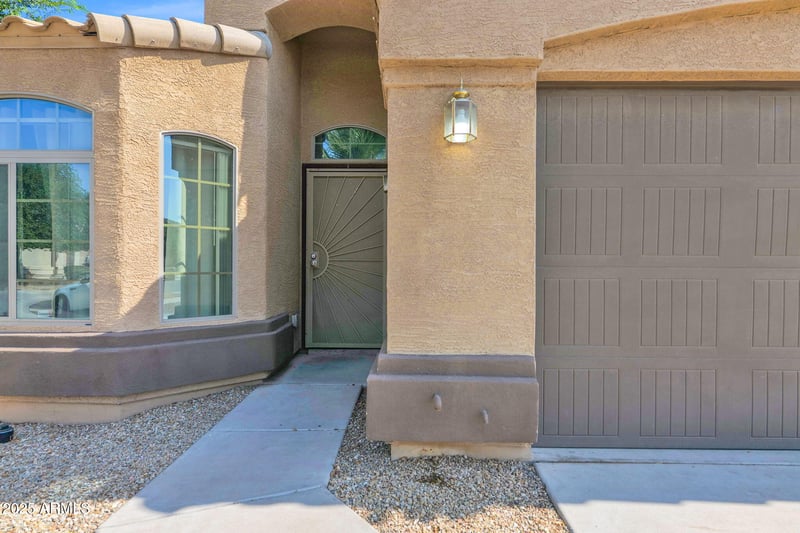 7253 Aurelius Ave, Glendale, AZ 85303