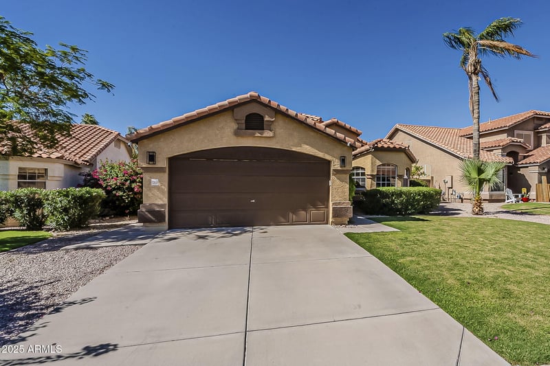 7258 Kiva Ave, Mesa, AZ 85209