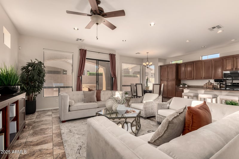 7258 Norland St, Mesa, AZ 85207