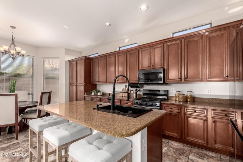 7258 Norland St, Mesa, AZ 85207