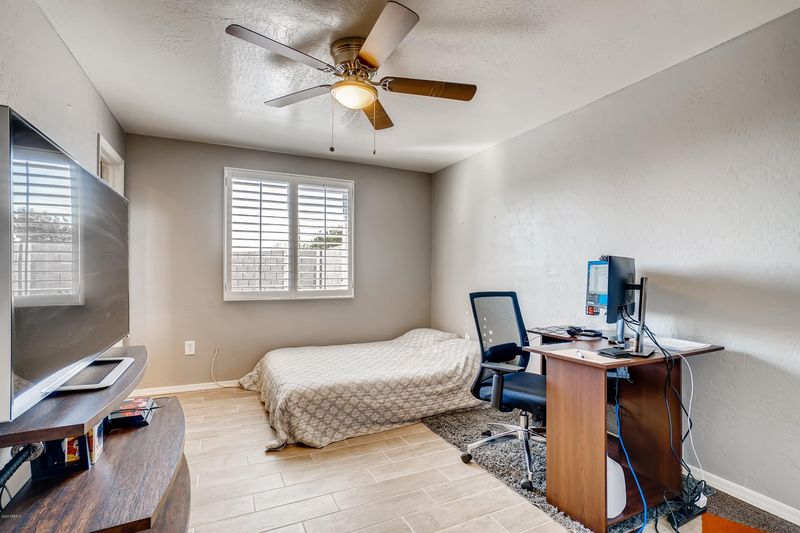 7259 W Wolf St, Phoenix, AZ 85033