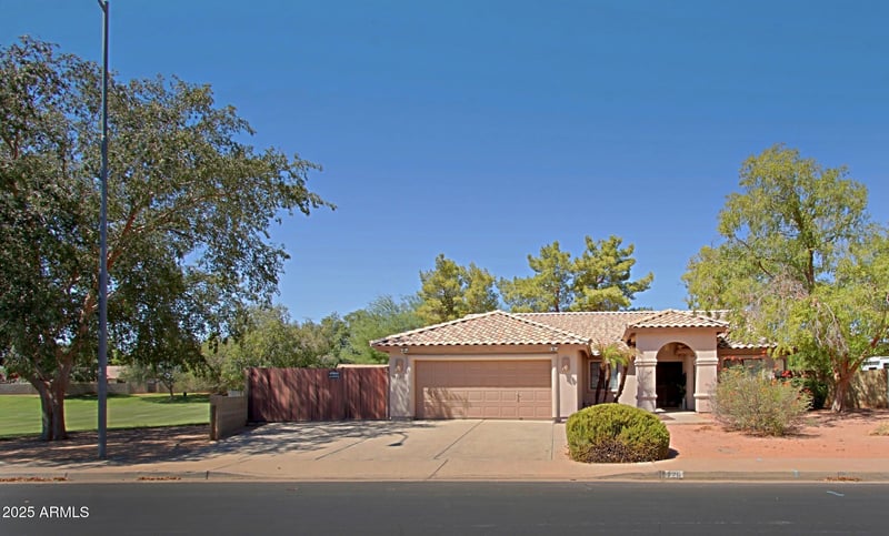 726 Glenview --, Mesa, AZ 85204