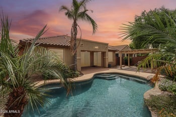 726 Kingbird Dr, Gilbert, AZ 85297