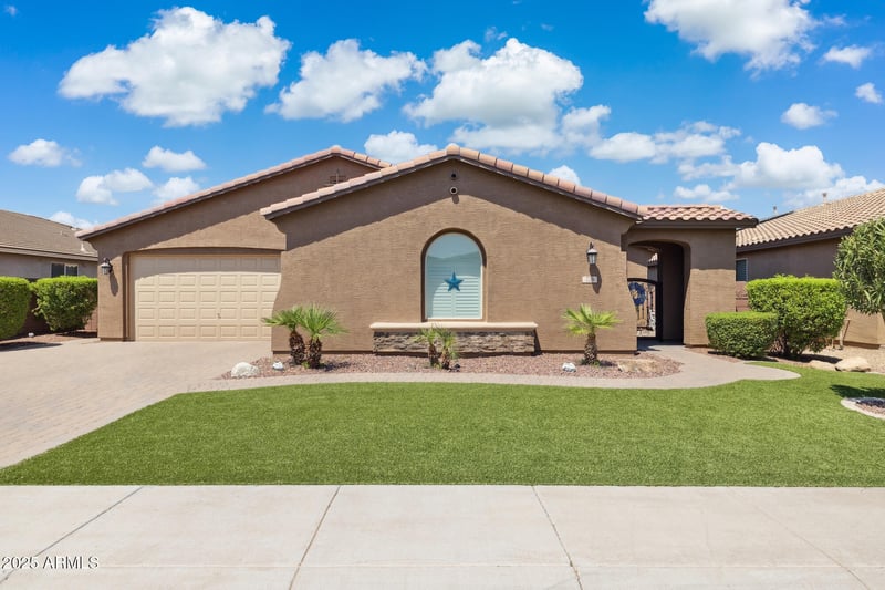 726 Tallow Tree Ave, San Tan Valley, AZ 85140