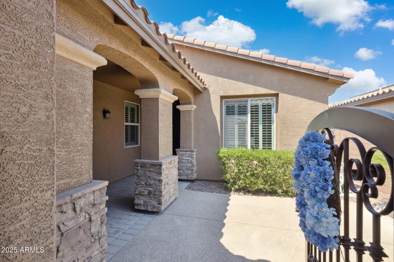 726 Tallow Tree Ave, San Tan Valley, AZ 85140