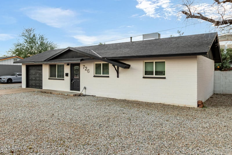 726 Vista Del Cerro Dr, Tempe, AZ 85281