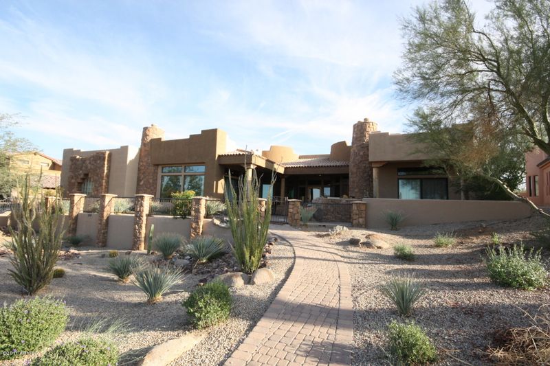 7260 E Eagle Crest Dr #2, Mesa, AZ 85207