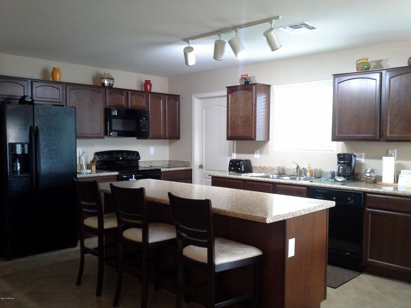 7260 W Aurelius Ave, Glendale, AZ 85303